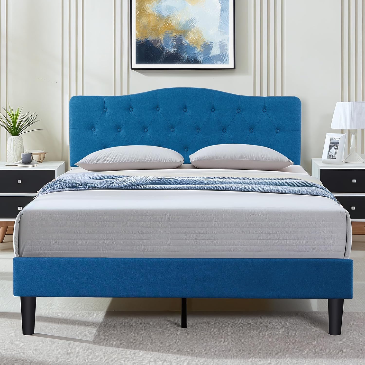 VECELO Classic Upholstered Platform Bed Frame with Diamond Stitched Cloth - VECELO