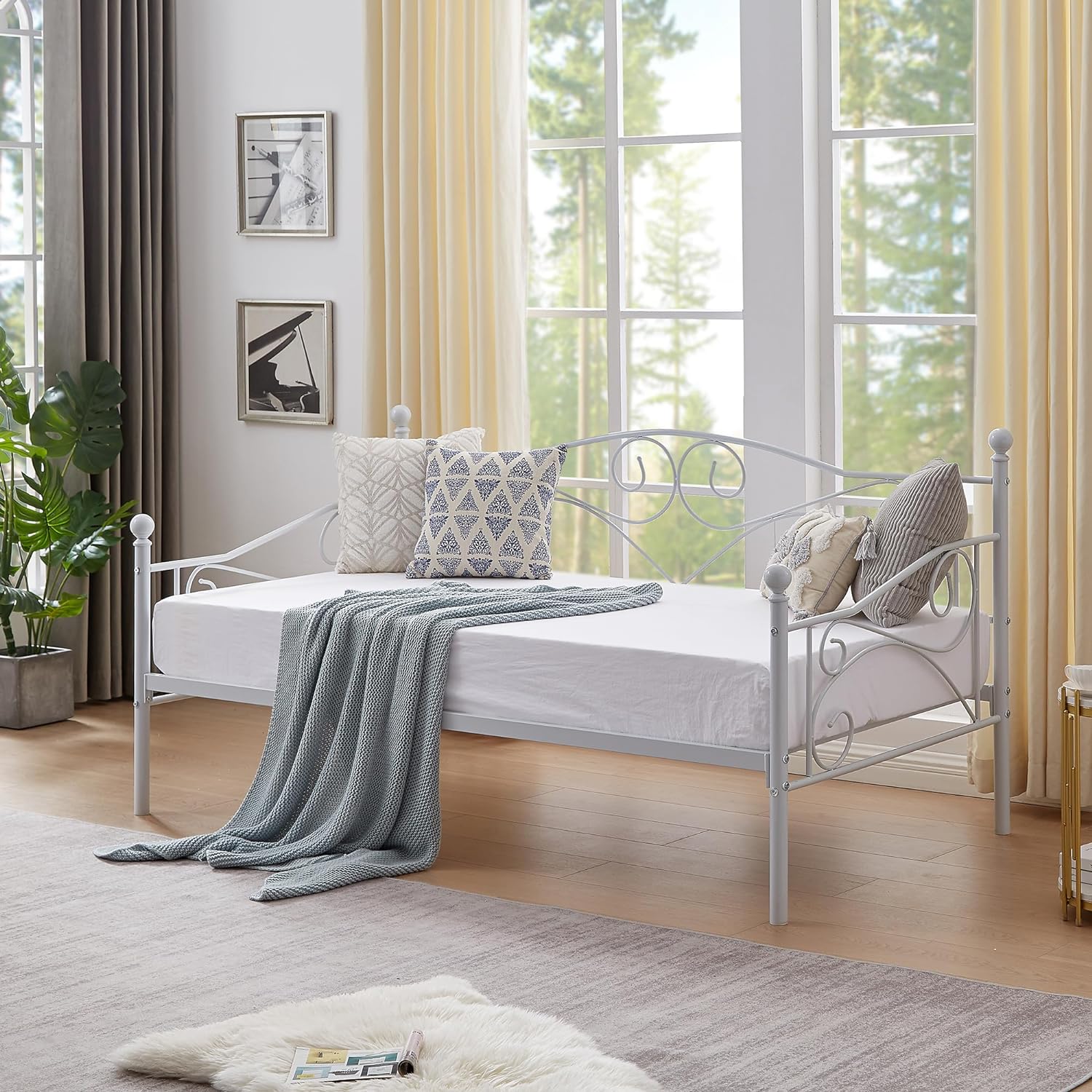 VECELO Premium Daybed Metal Bed Frame Twin Size