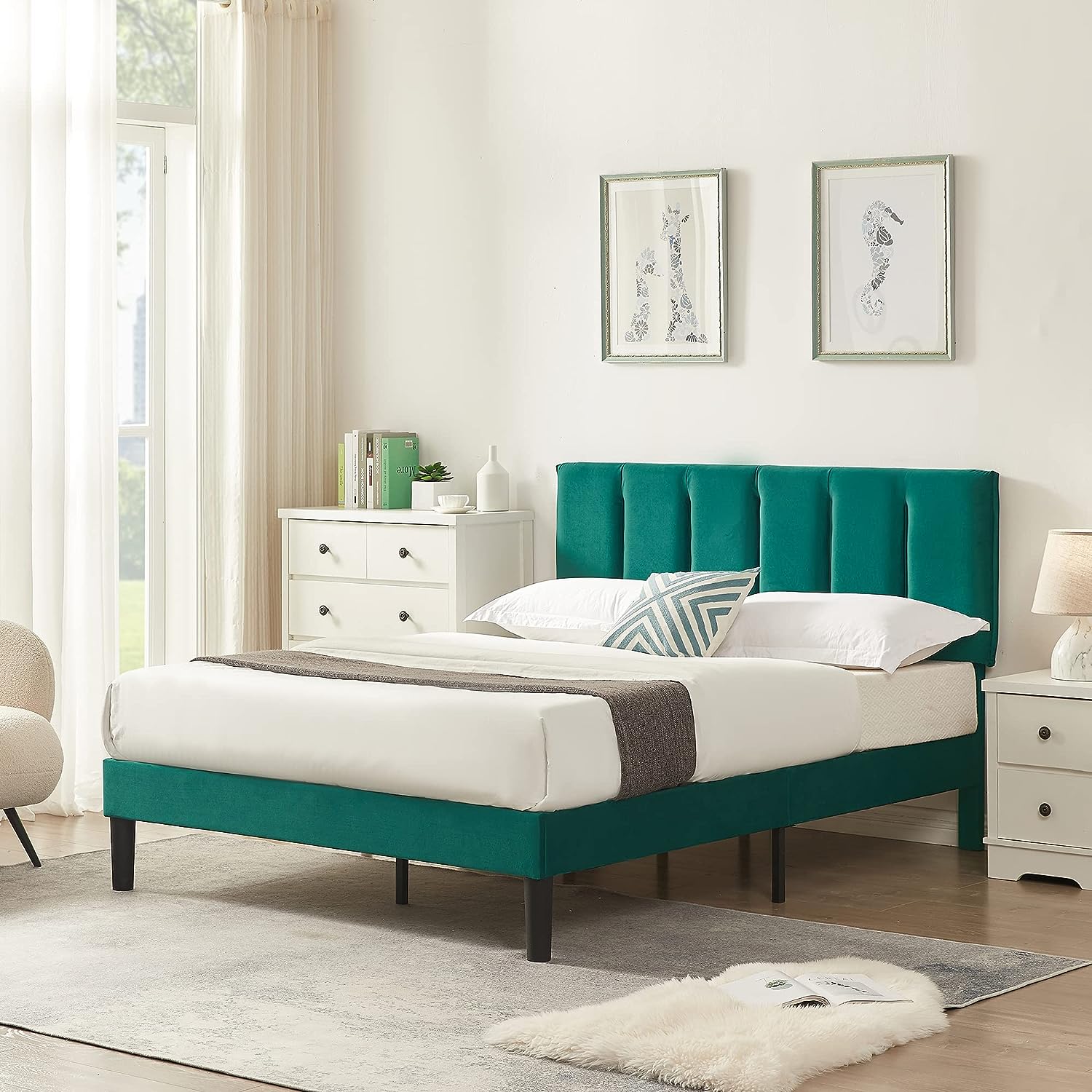 VECELO Modern Upholstered Platform Bedframe, Adjustable Headboard - VECELO