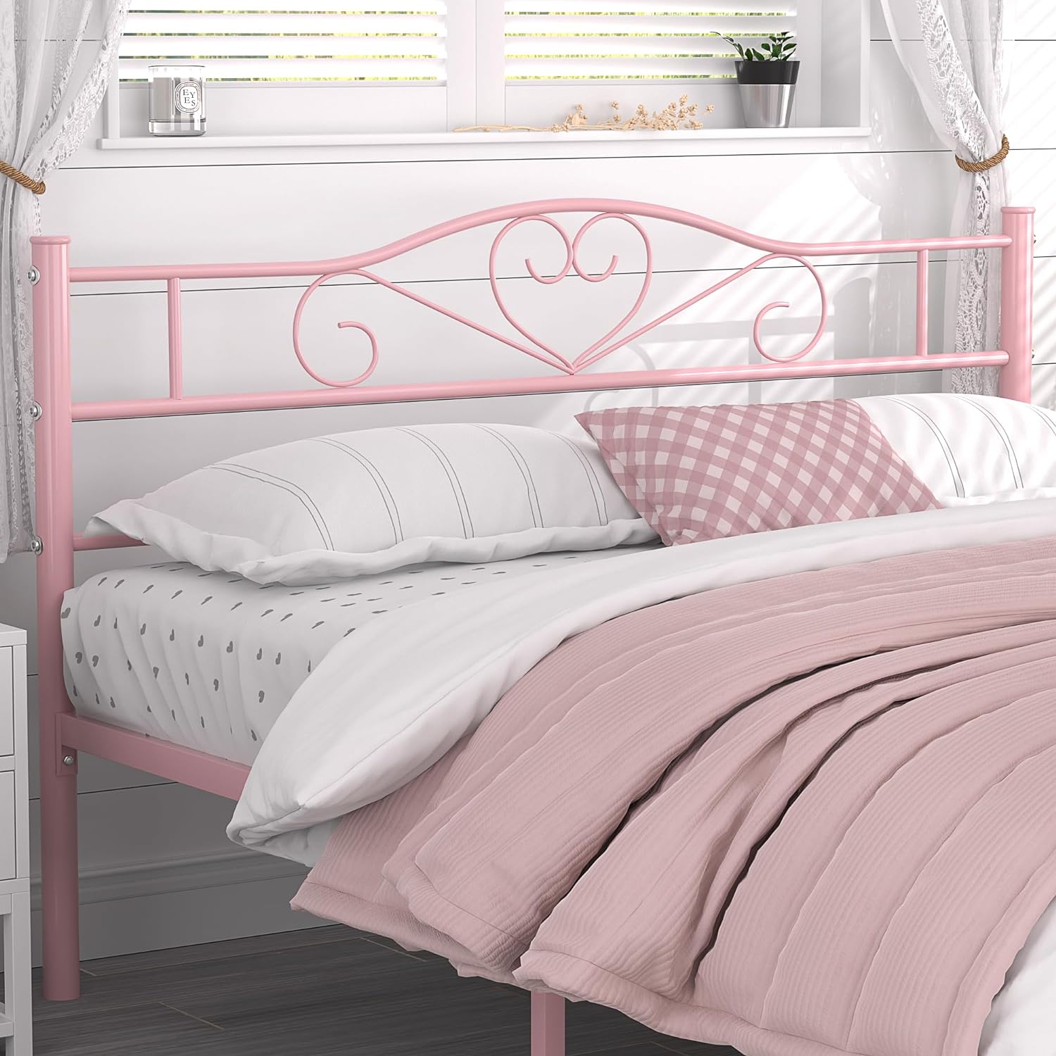 VECELO Metal Platform Bed Frame Mattress Foundation Decorative Headboard & Footboard - VECELO