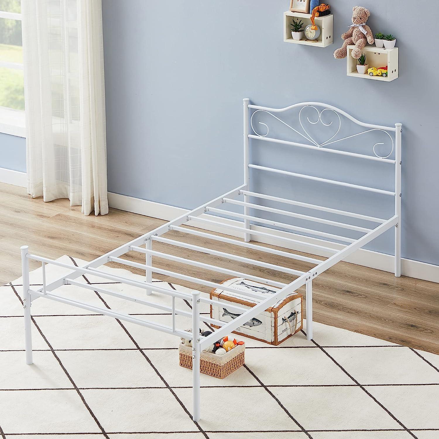 VECELO Metal Platform Bed Frame Mattress Foundation Decorative Headboard & Footboard - VECELO