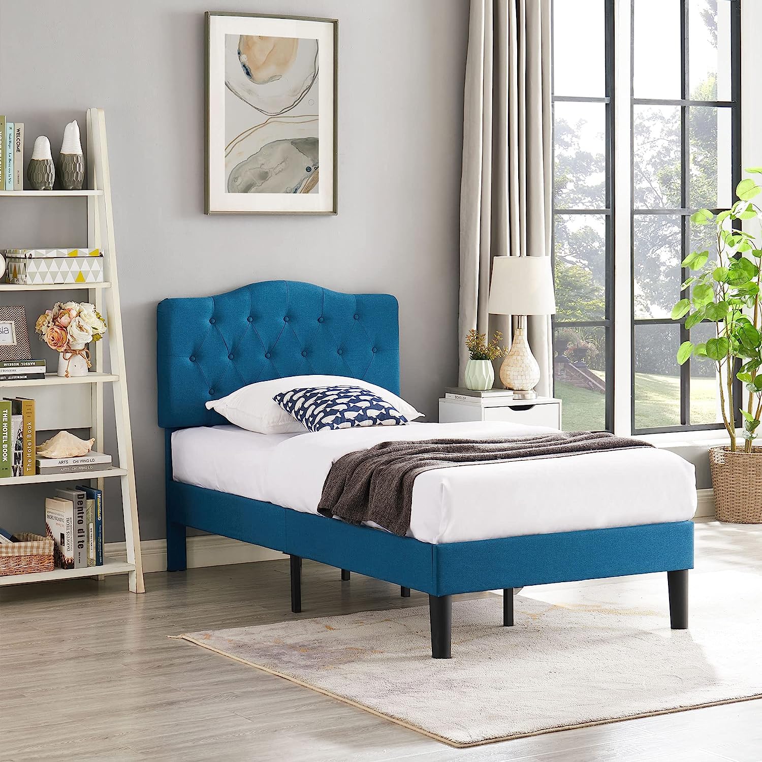 VECELO Classic Upholstered Platform Bed Frame with Diamond Stitched Cloth - VECELO