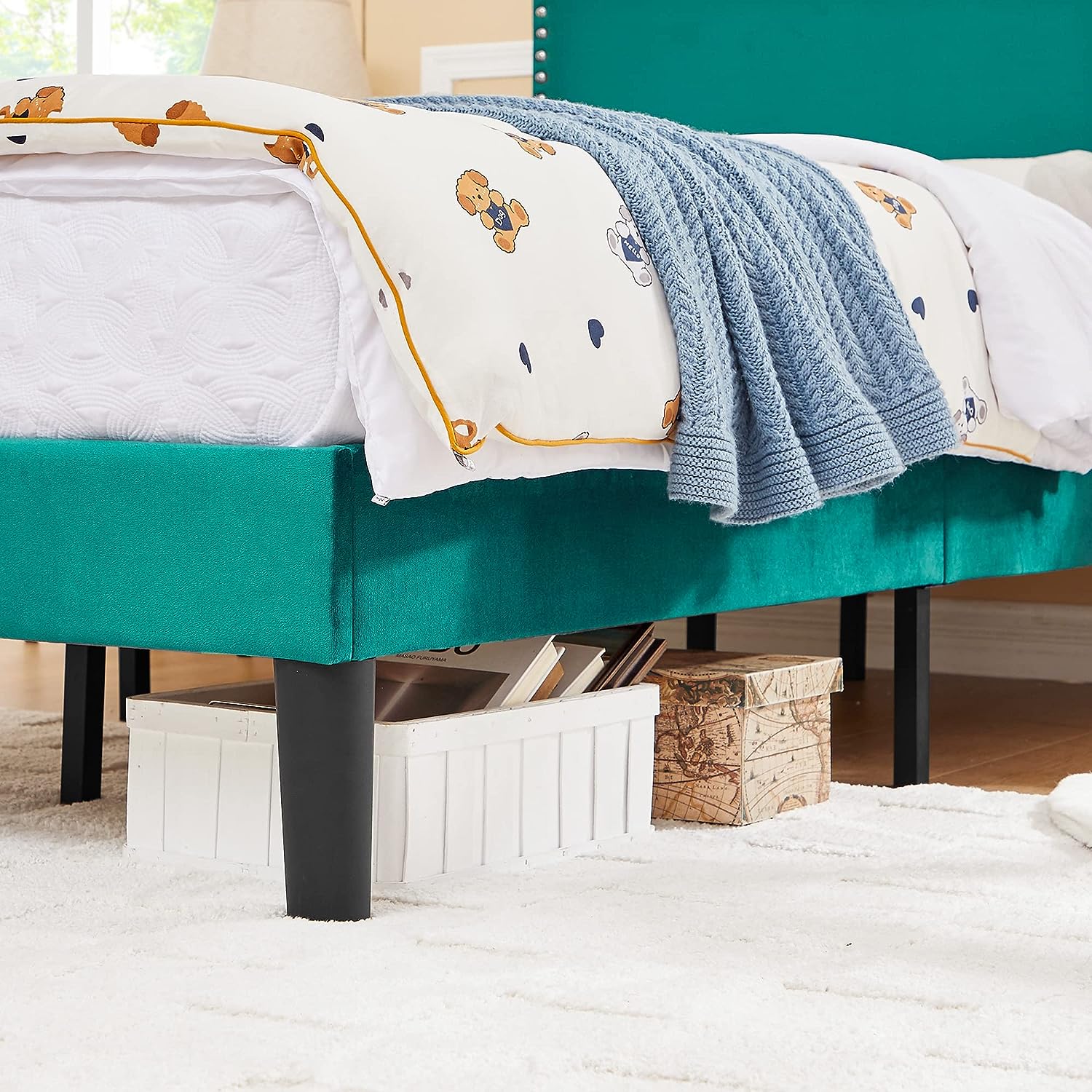 VECELO Bed Frame Platform with Upholstered Headboard & Wooden Slats Support - VECELO