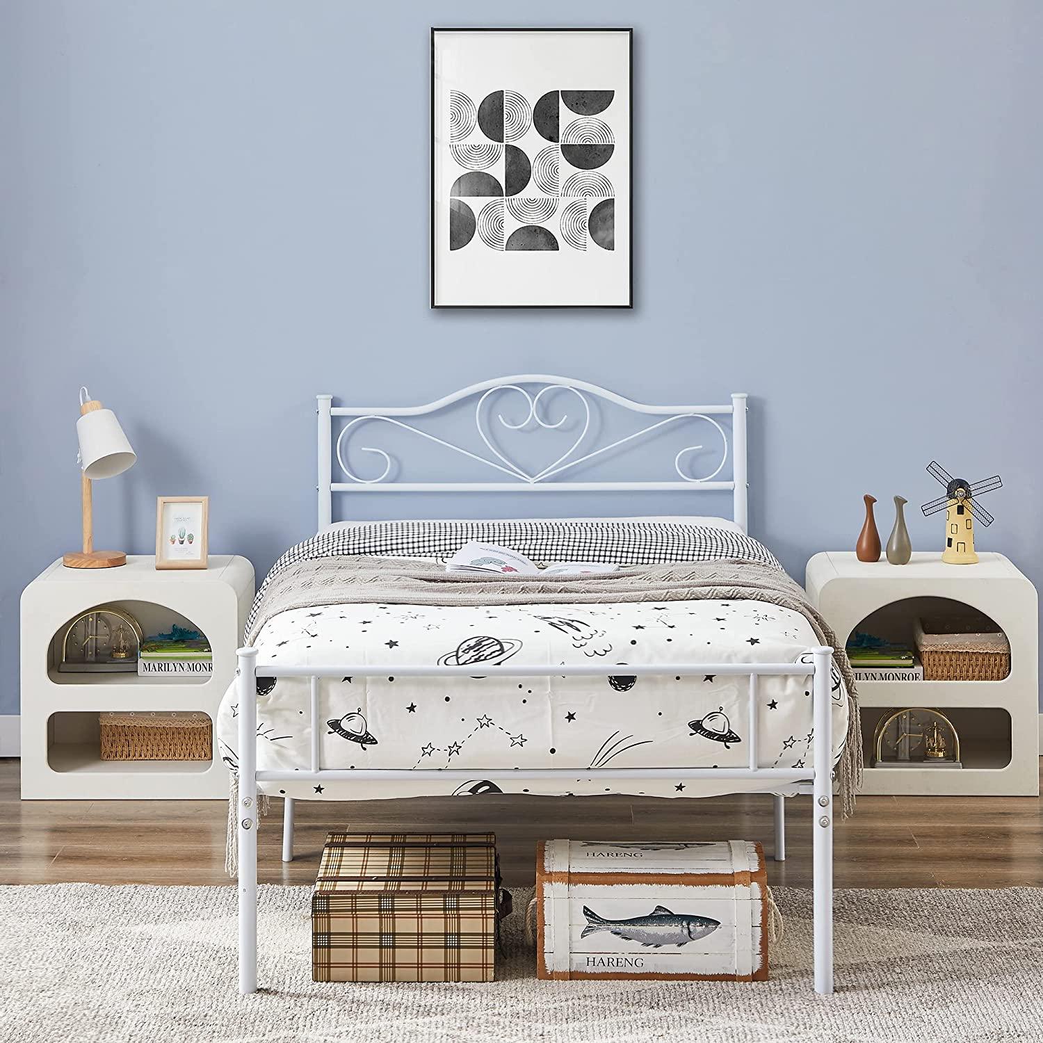 VECELO Metal Platform Bed Frame Mattress Foundation Decorative Headboard & Footboard - VECELO