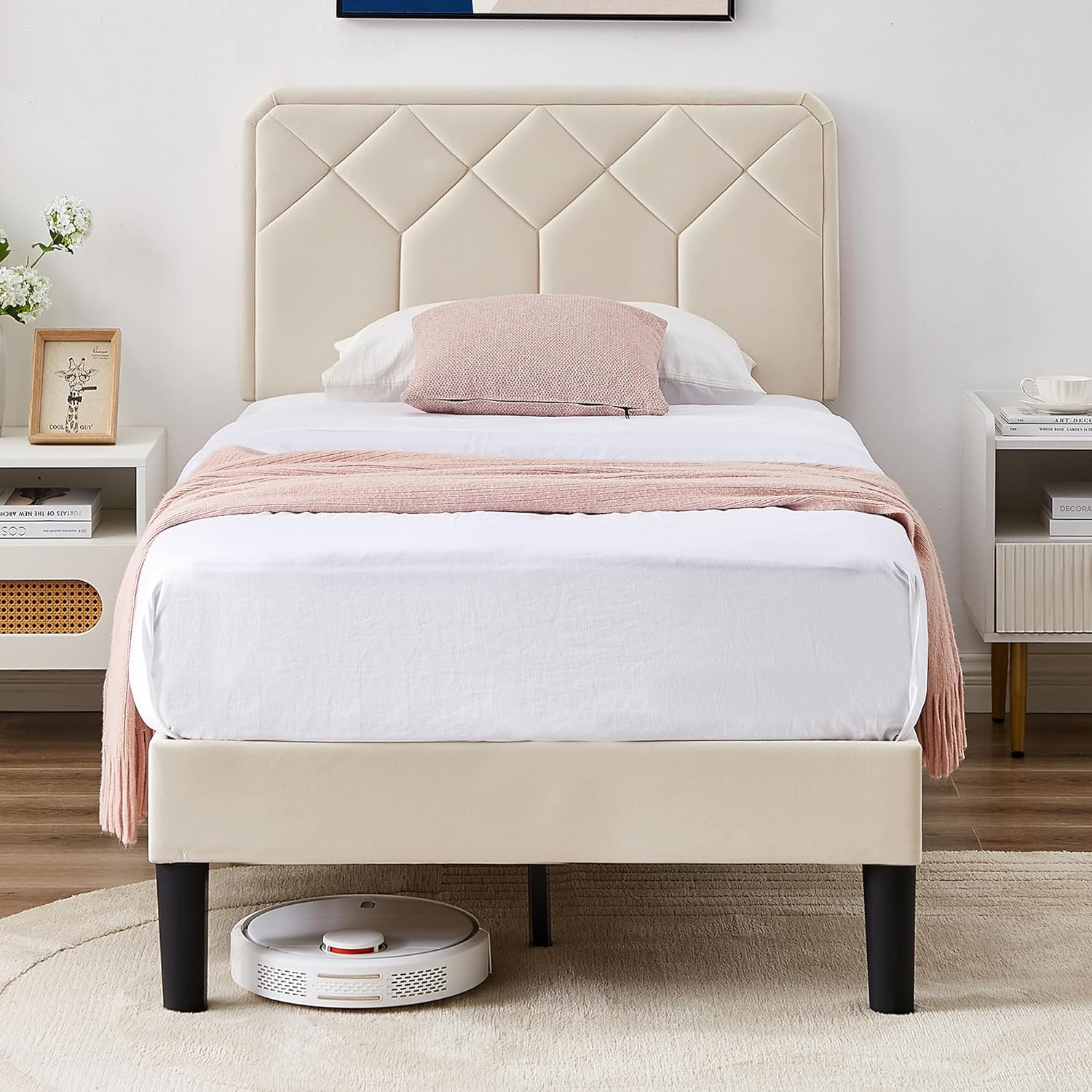 VECELO Premium Leather Upholstered Platform Bed Frame