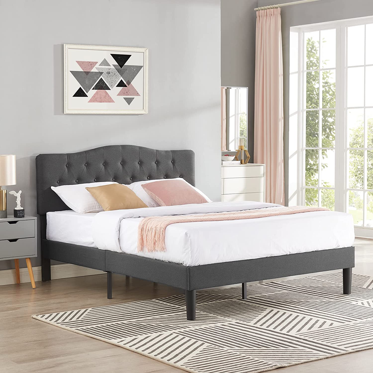 VECELO Classic Upholstered Platform Bed Frame with Diamond Stitched Cloth - VECELO
