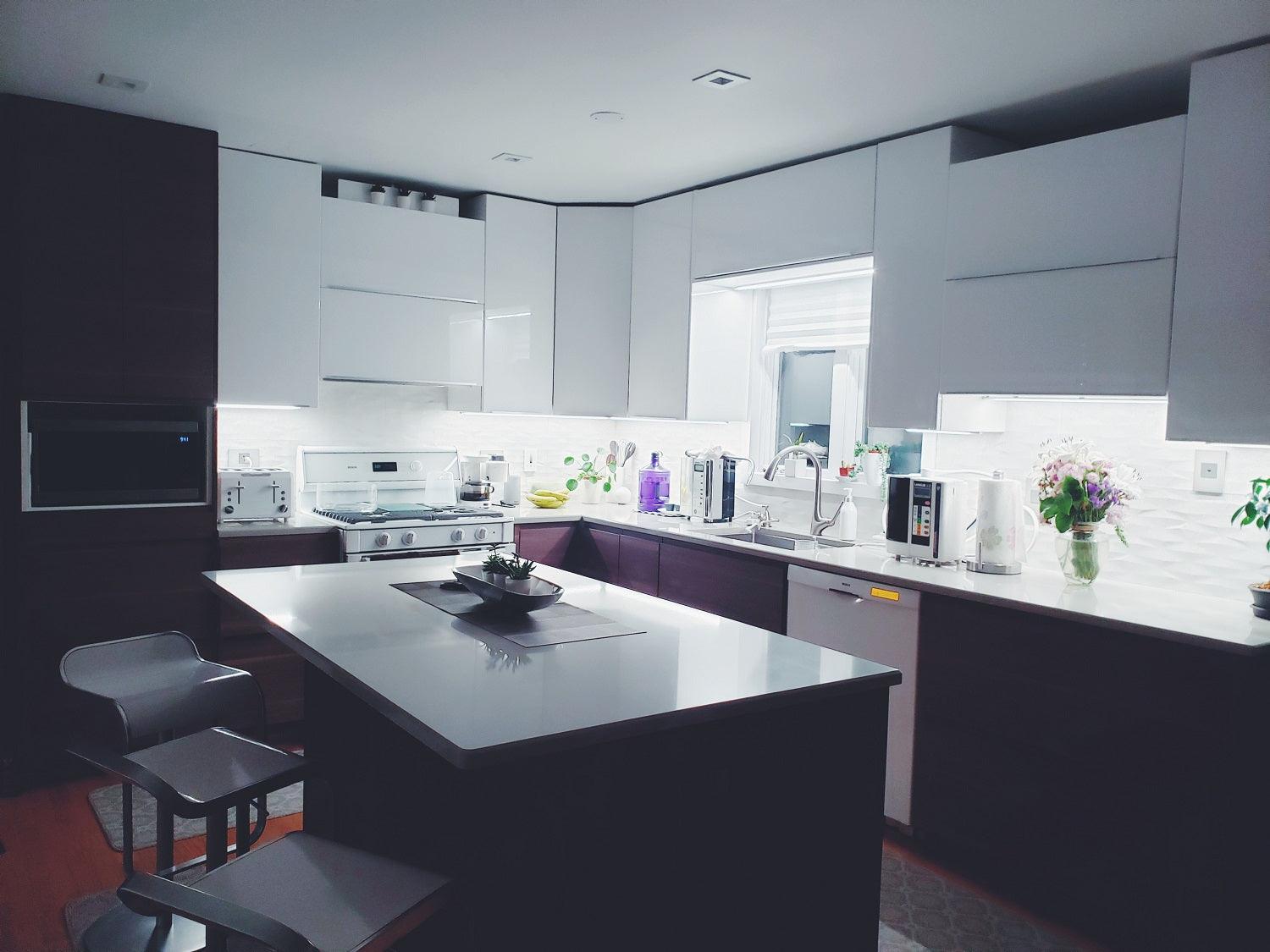 If you have a semi-open kitchen, how can you decorate it?