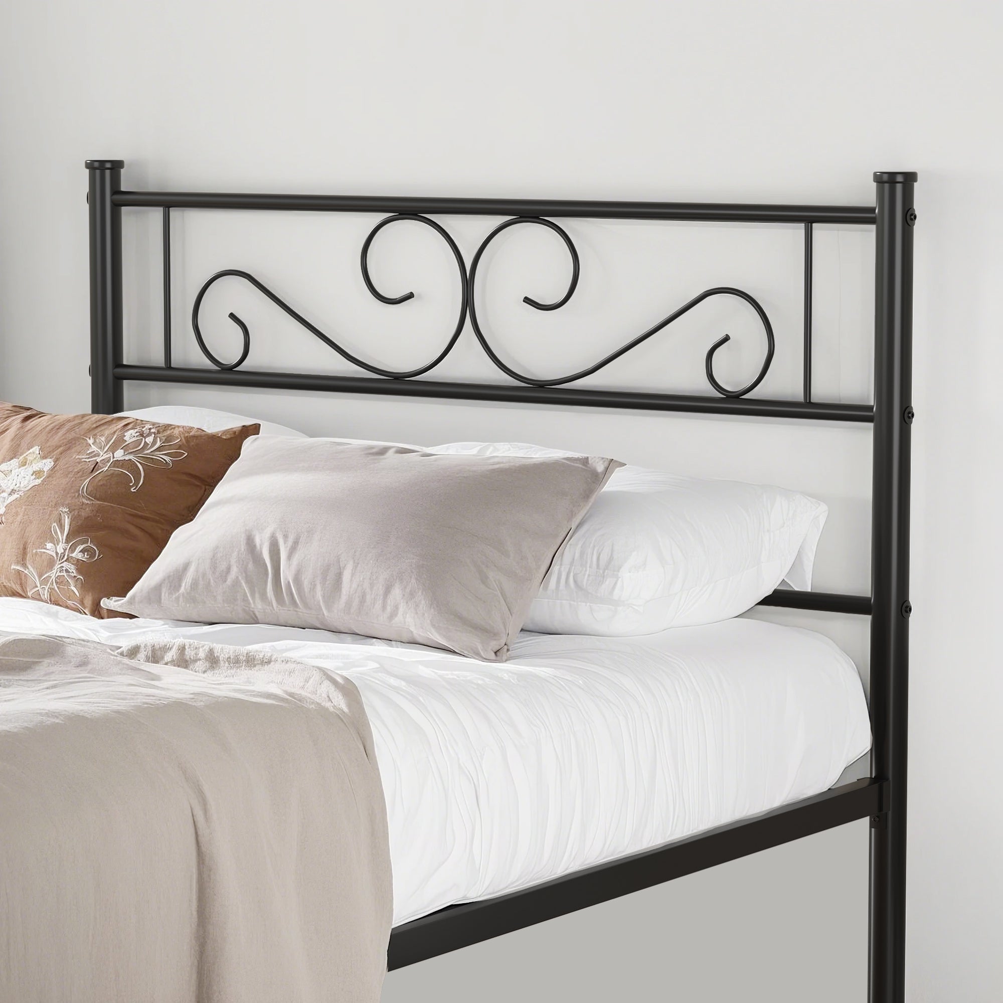 VECELO Metal Platform Bed Frame Mattress Foundation with Headboard & Footboard