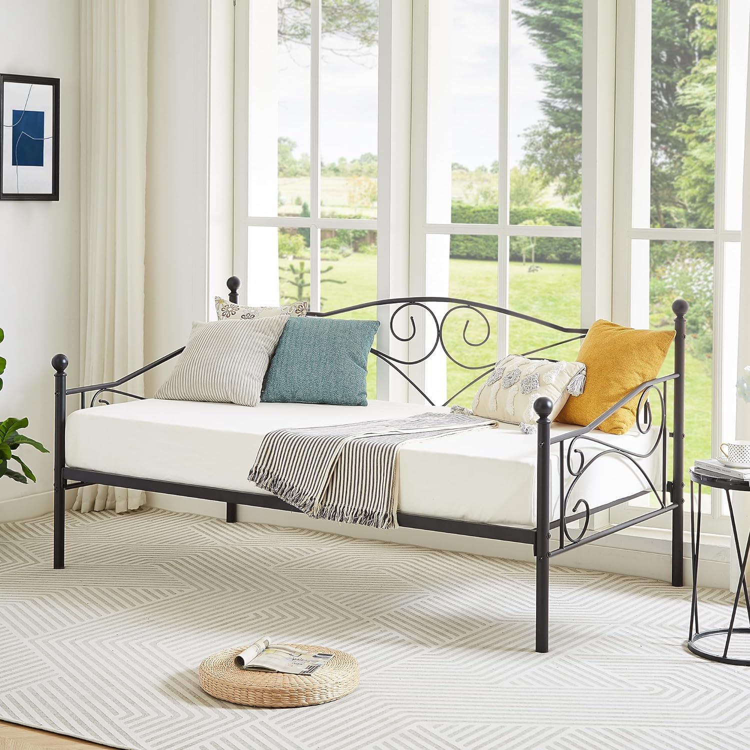 VECELO Premium Daybed Metal Bed Frame Twin Size
