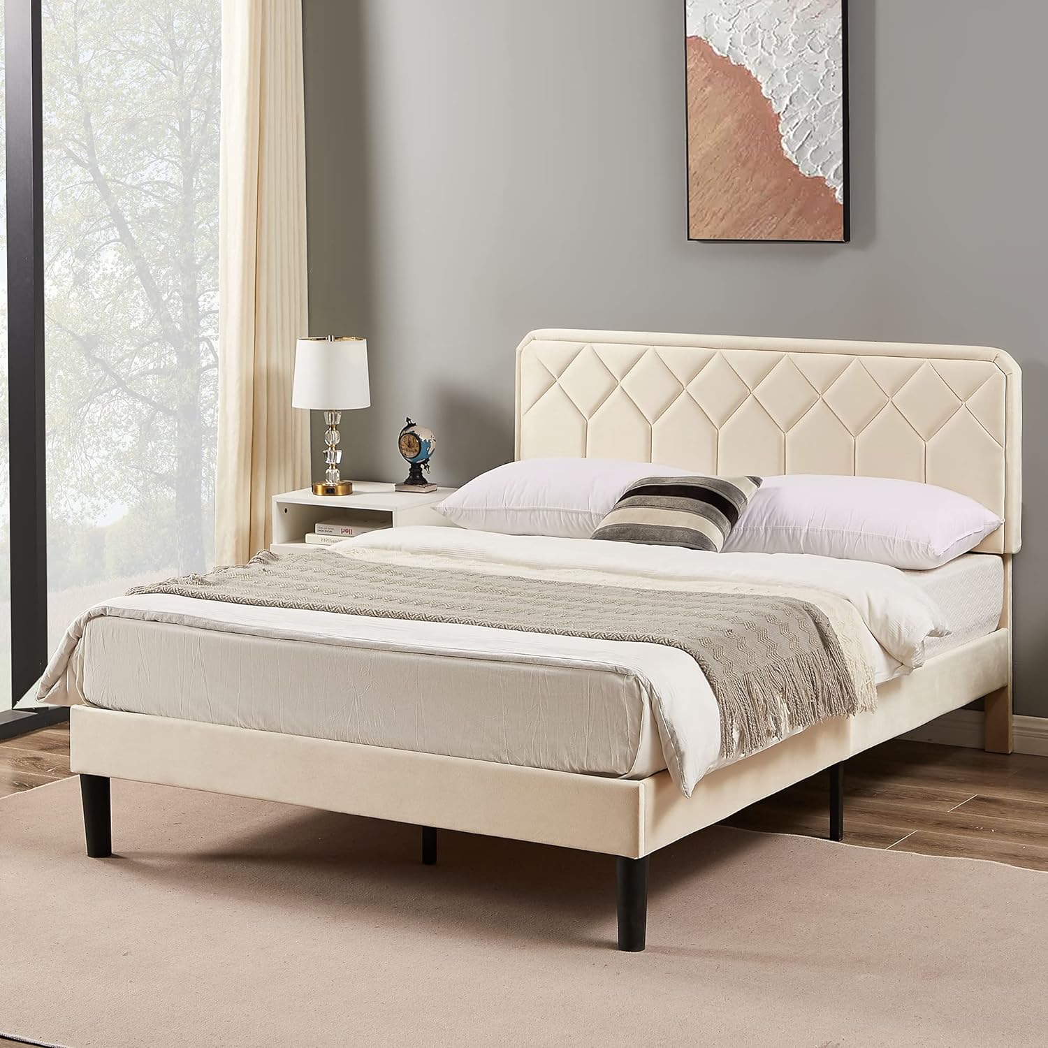 VECELO Premium Leather Upholstered Platform Bed Frame