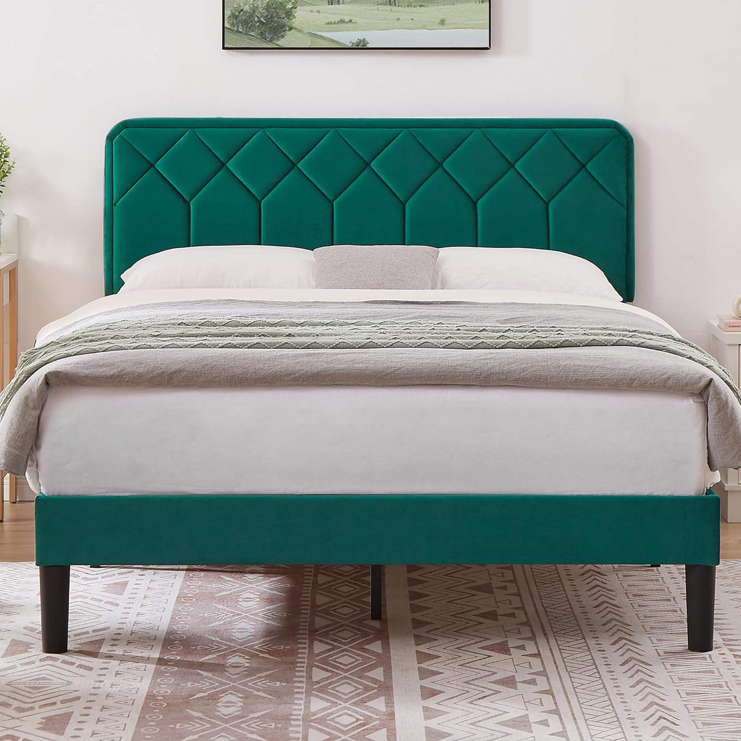 VECELO Premium Leather Upholstered Platform Bed Frame