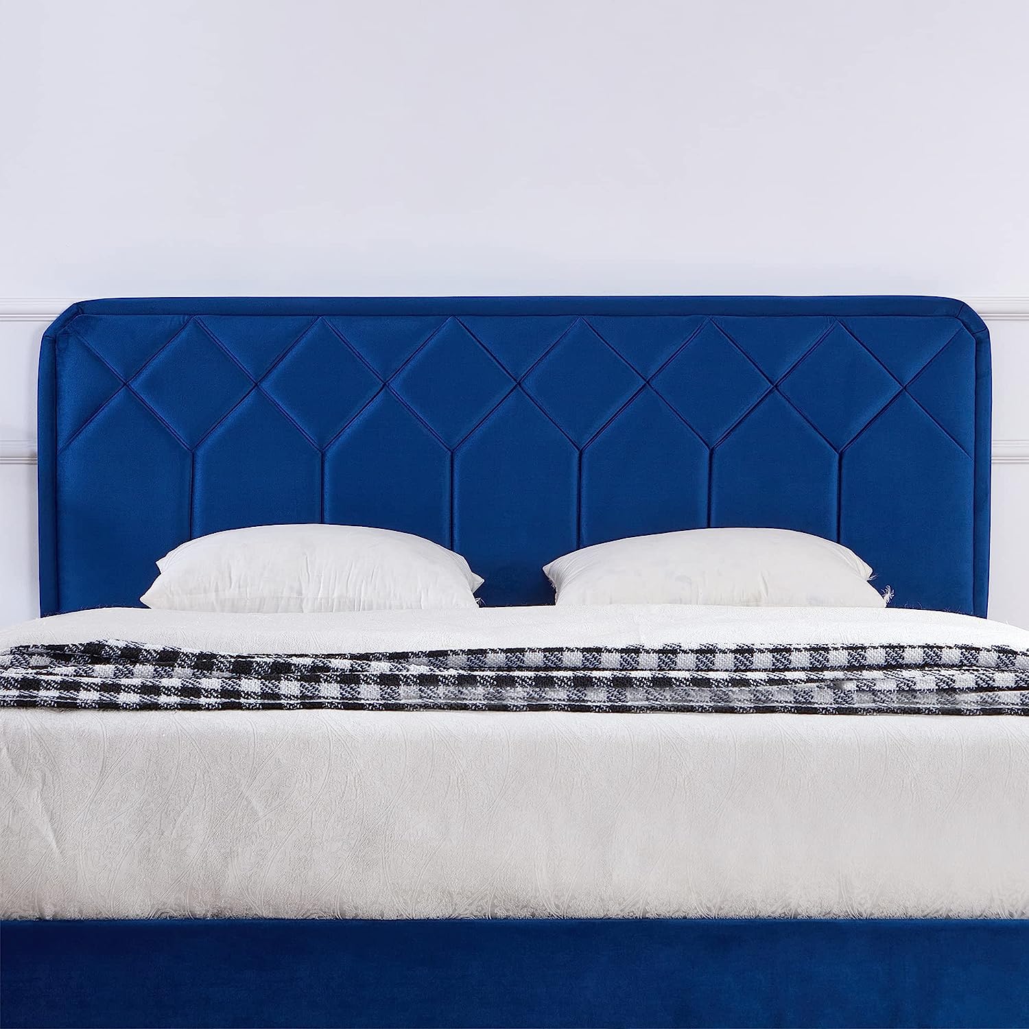 VECELO Premium Leather Upholstered Platform Bed Frame