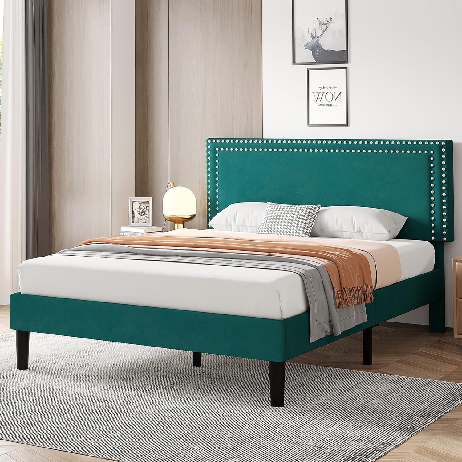VECELO Modern Platform Bed Frame/Mattress Foundation