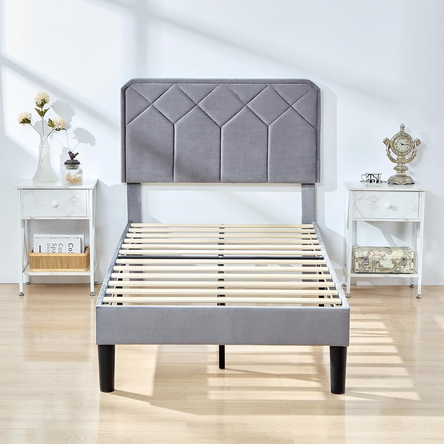VECELO Premium Leather Upholstered Platform Bed Frame