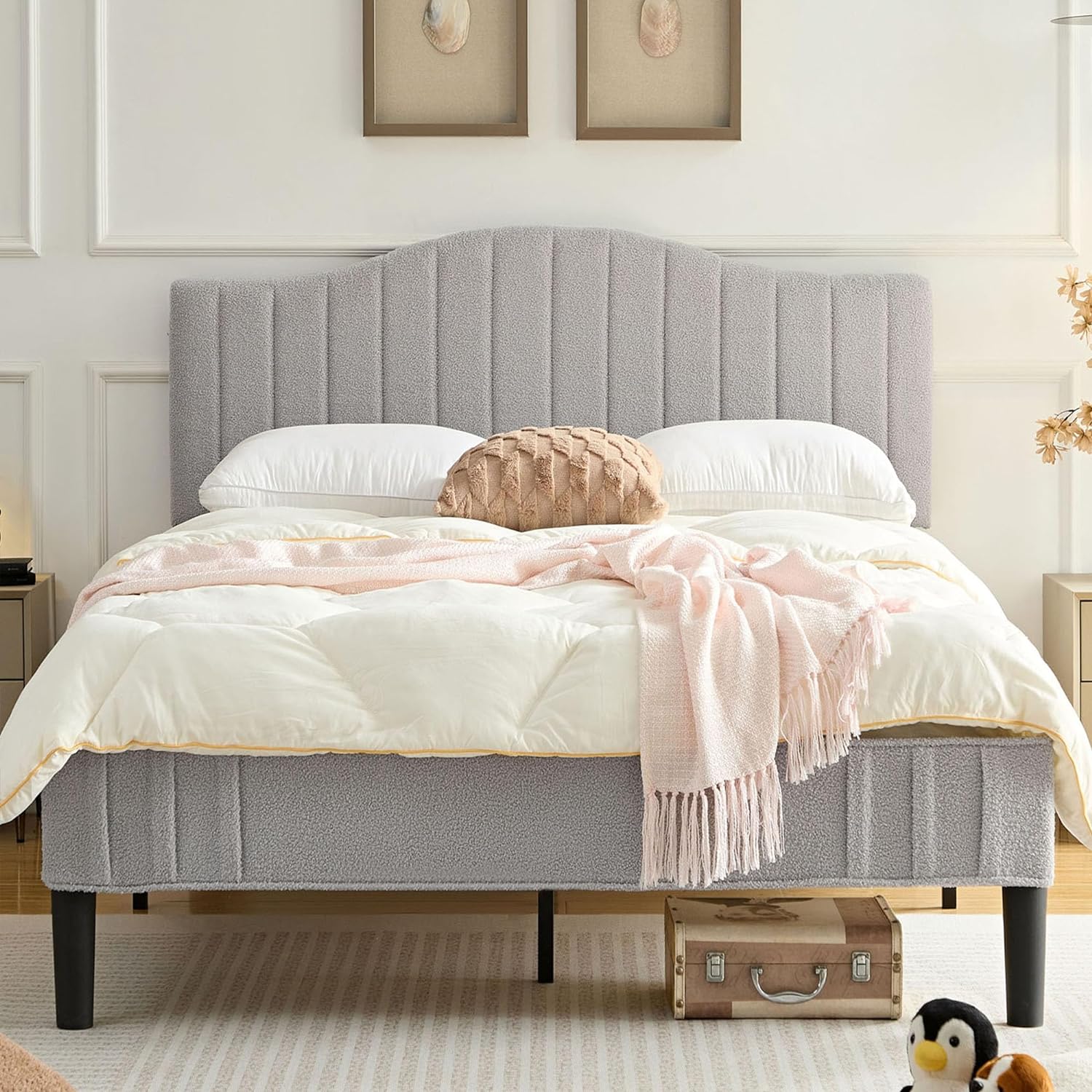 VECELO Upholstered Platform Bed Frame with Sheepskin Fabric Adjustable Headboard/Strong Wood Slats Supports