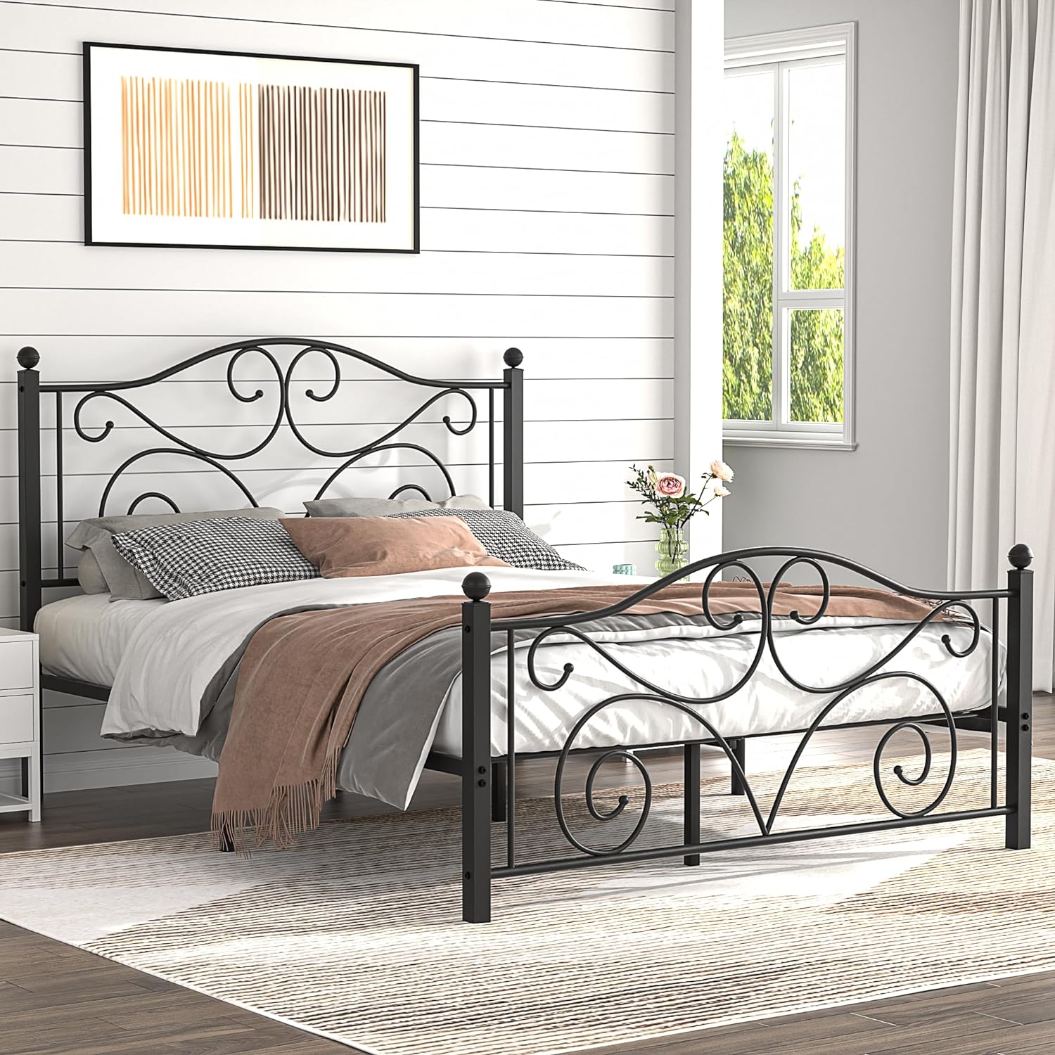 VECELO Classic Metal Bed Frame Mattress Foundation - VECELO
