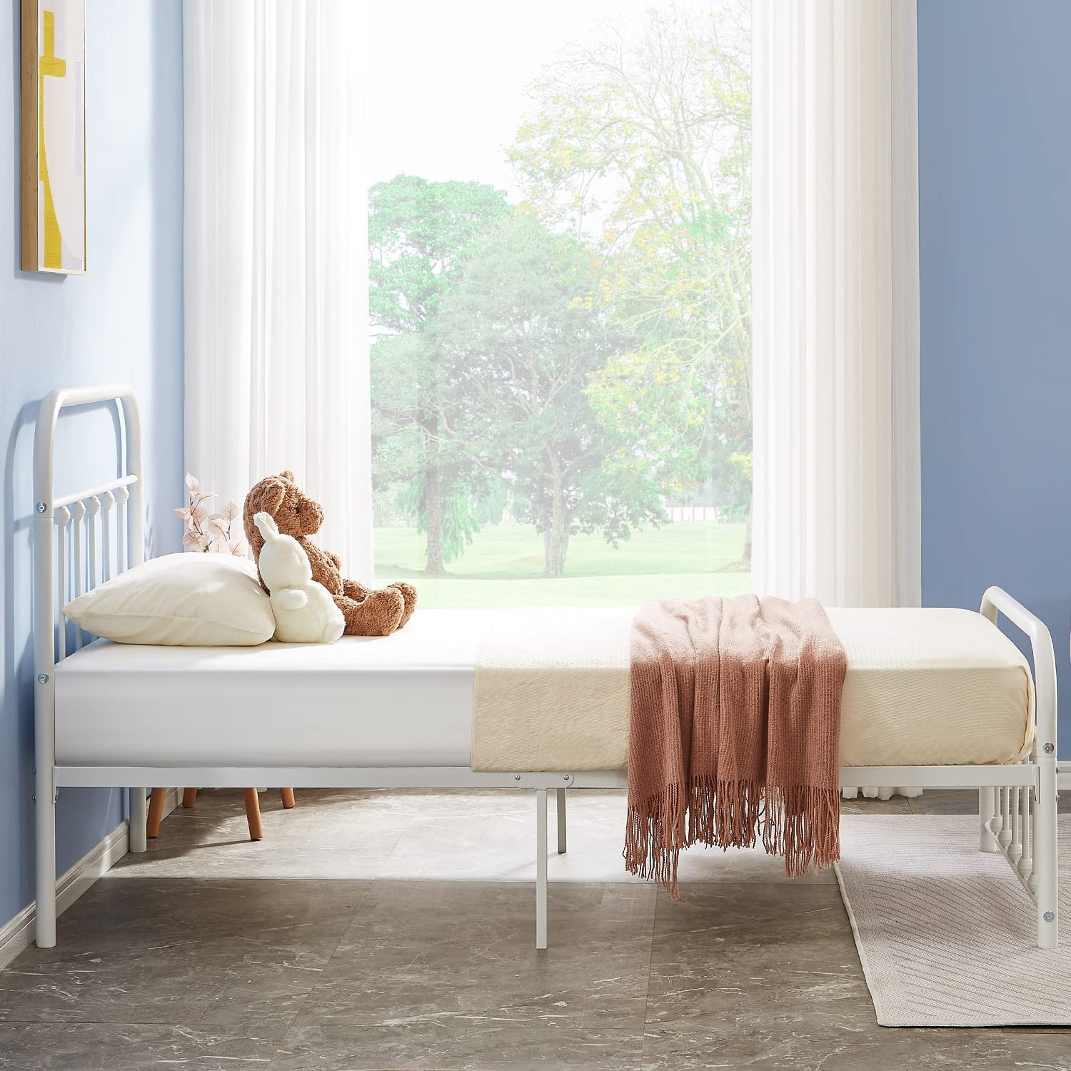 VECELO Metal Platform Bed Frame Mattress Foundation Modern&Simple Style