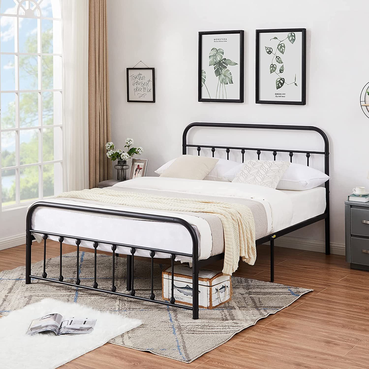 VECELO Metal Platform Bed Frame Mattress Foundation Modern&Simple Style
