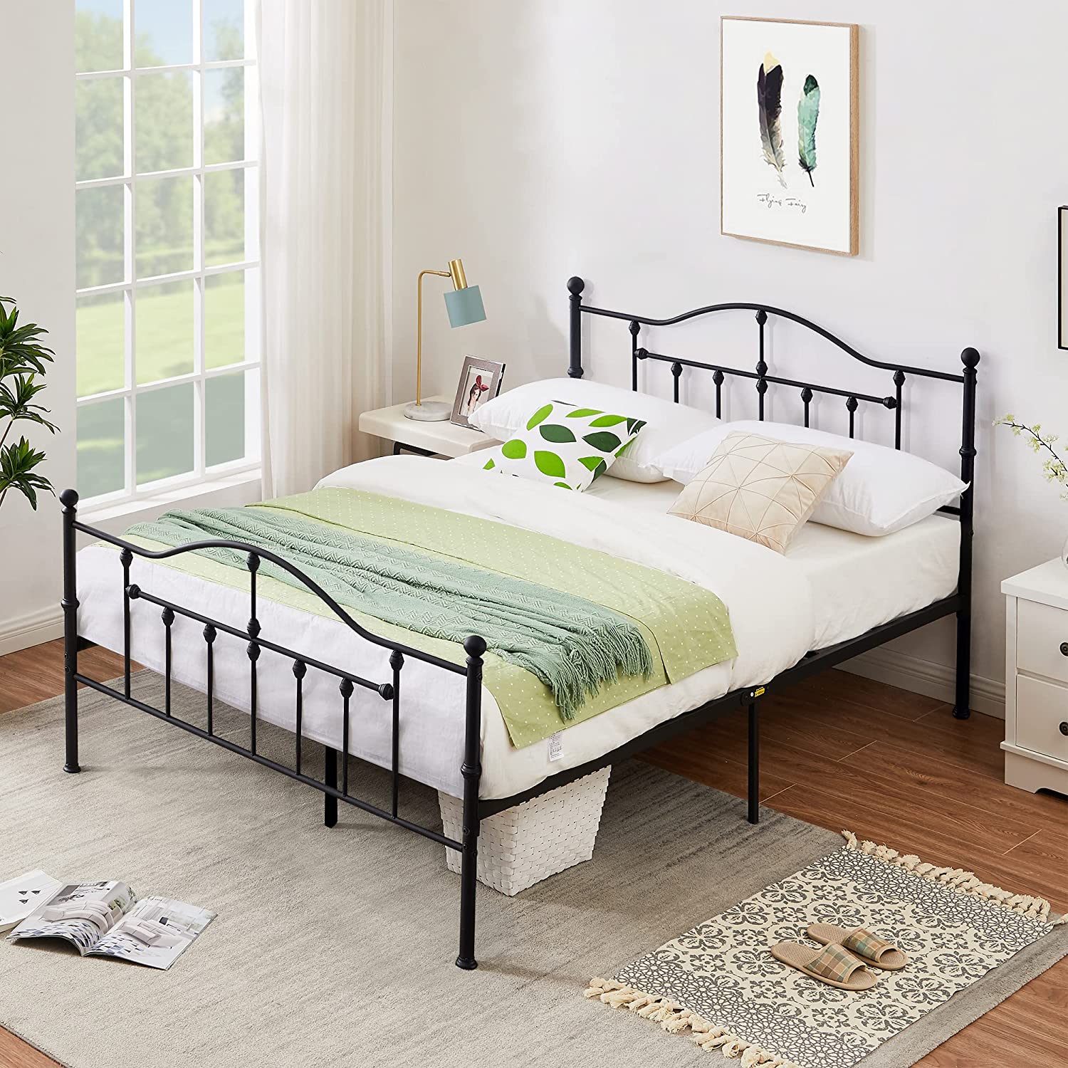 VECELO Classical Black Bed Frame Metal Platform Mattress Foundation with Headboard & Footboard - VECELO